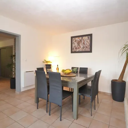 Semesterbostad In St,paul-trois-chateaux With Kitchen *